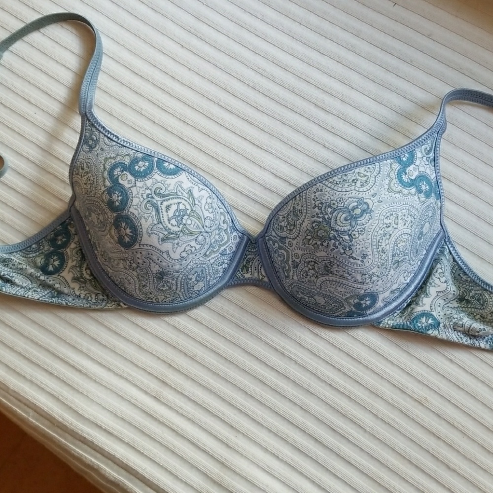 Bras. SOLD! - Picture 2 of 3